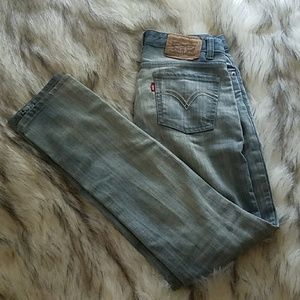 Trendy Boyfriend style levi's Jeans